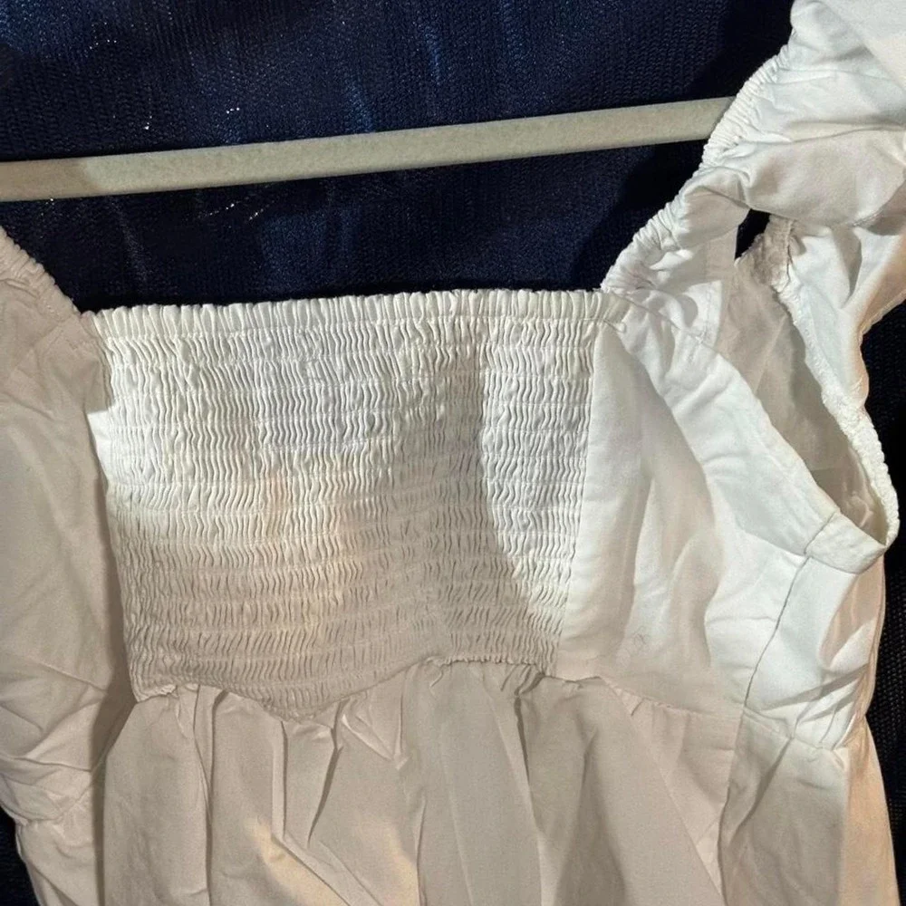 Abercrombie & Fitch White Smocked Puff Sleeve Peplum Top Sweetheart Neck S